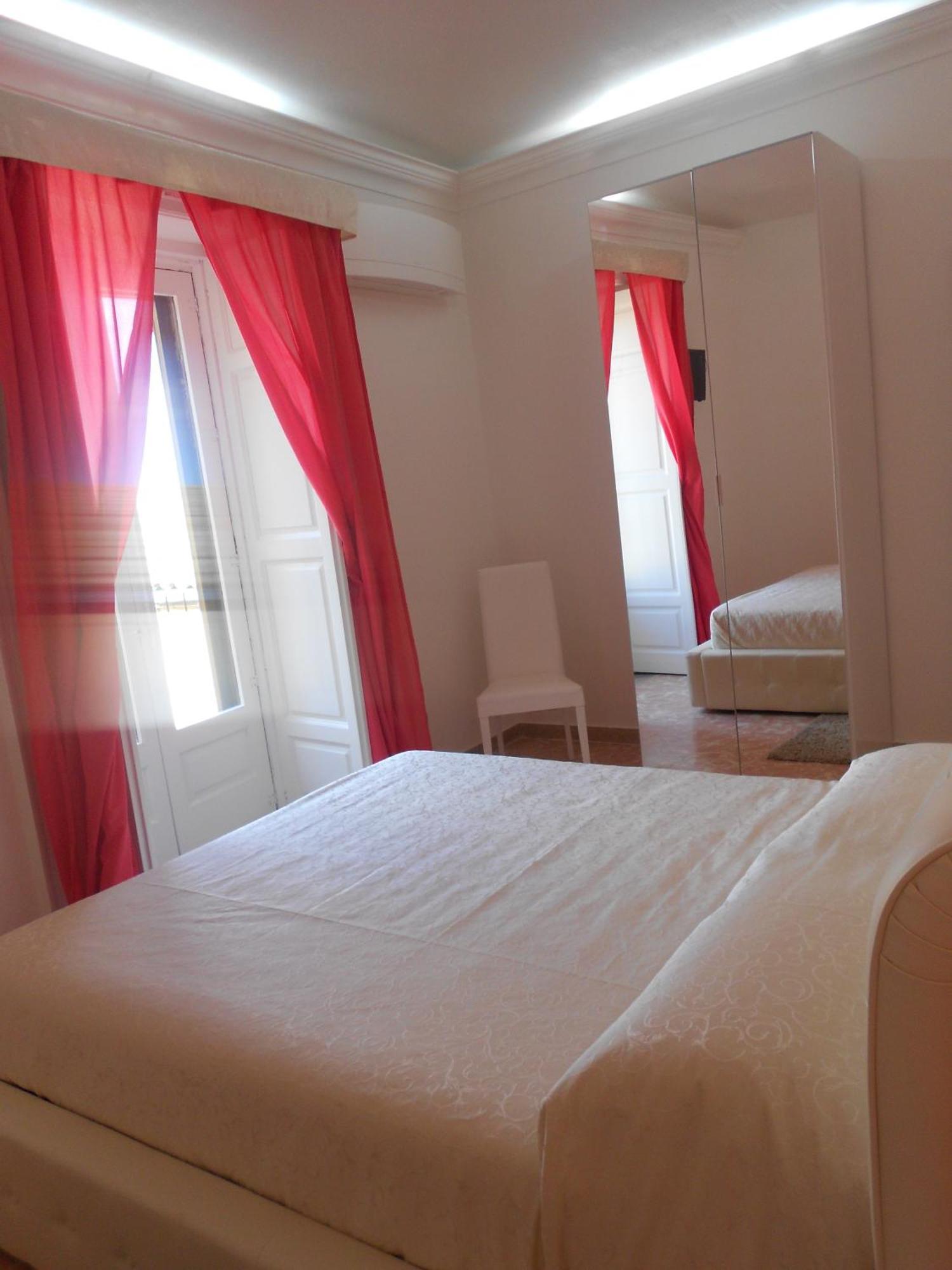 Gualtiero Camere & Suite Caltagirone Room photo